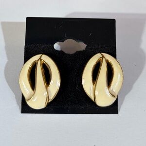 Vintage Monet signed Ivory Enamel and Gold To e Earrings
